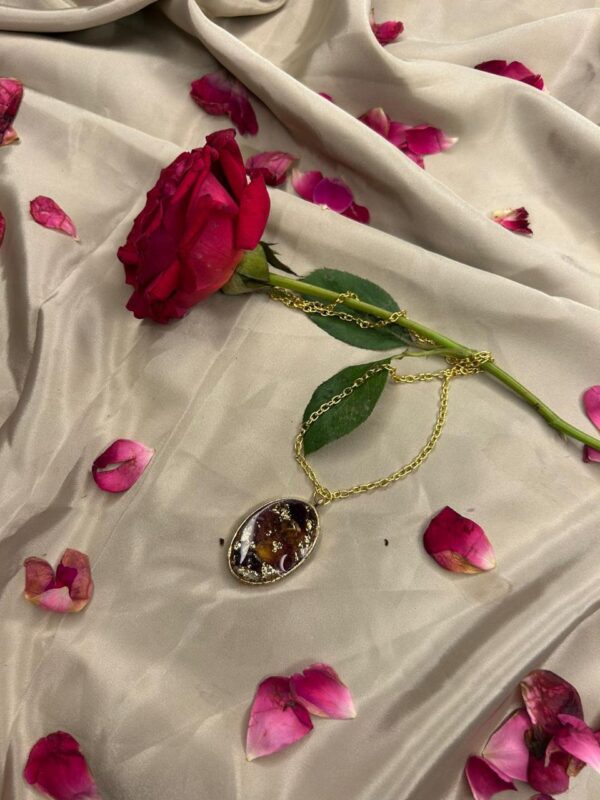 elegant resin customized pendant